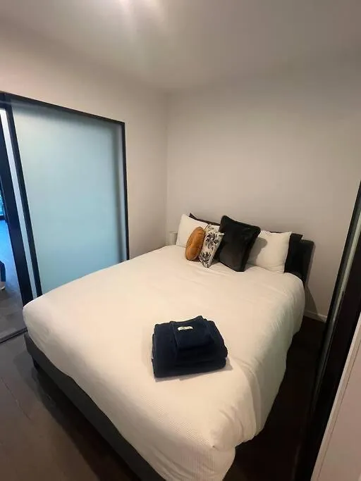 דירות קנברה Cbd - Pool - Sleeps 4 - Parking
