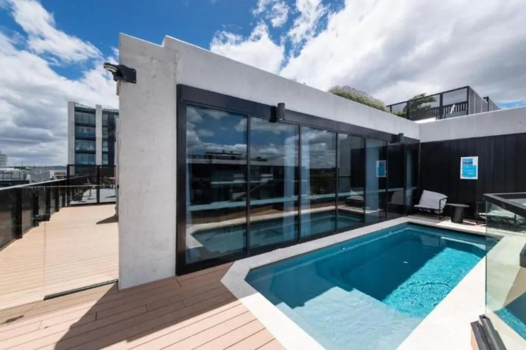 דירות קנברה Cbd - Pool - Sleeps 4 - Parking